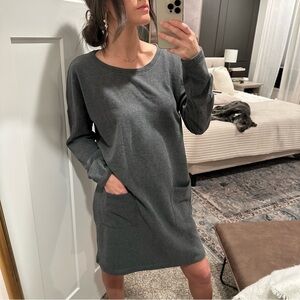 Chelsea & Theodore Charcoal Sweater Dress Size Large